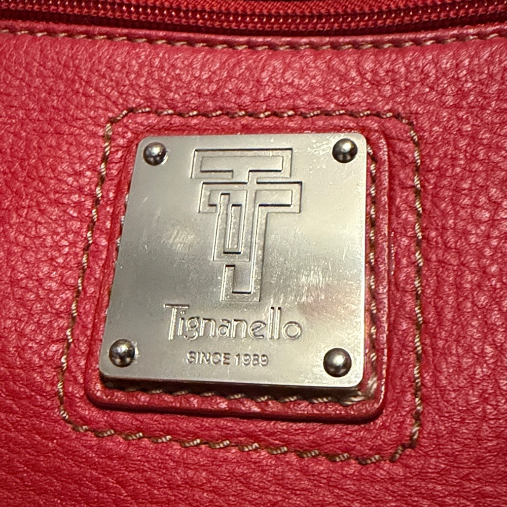 Tignanello Red Pebbled Leather Shoulder Bag - Picture 2 of 15